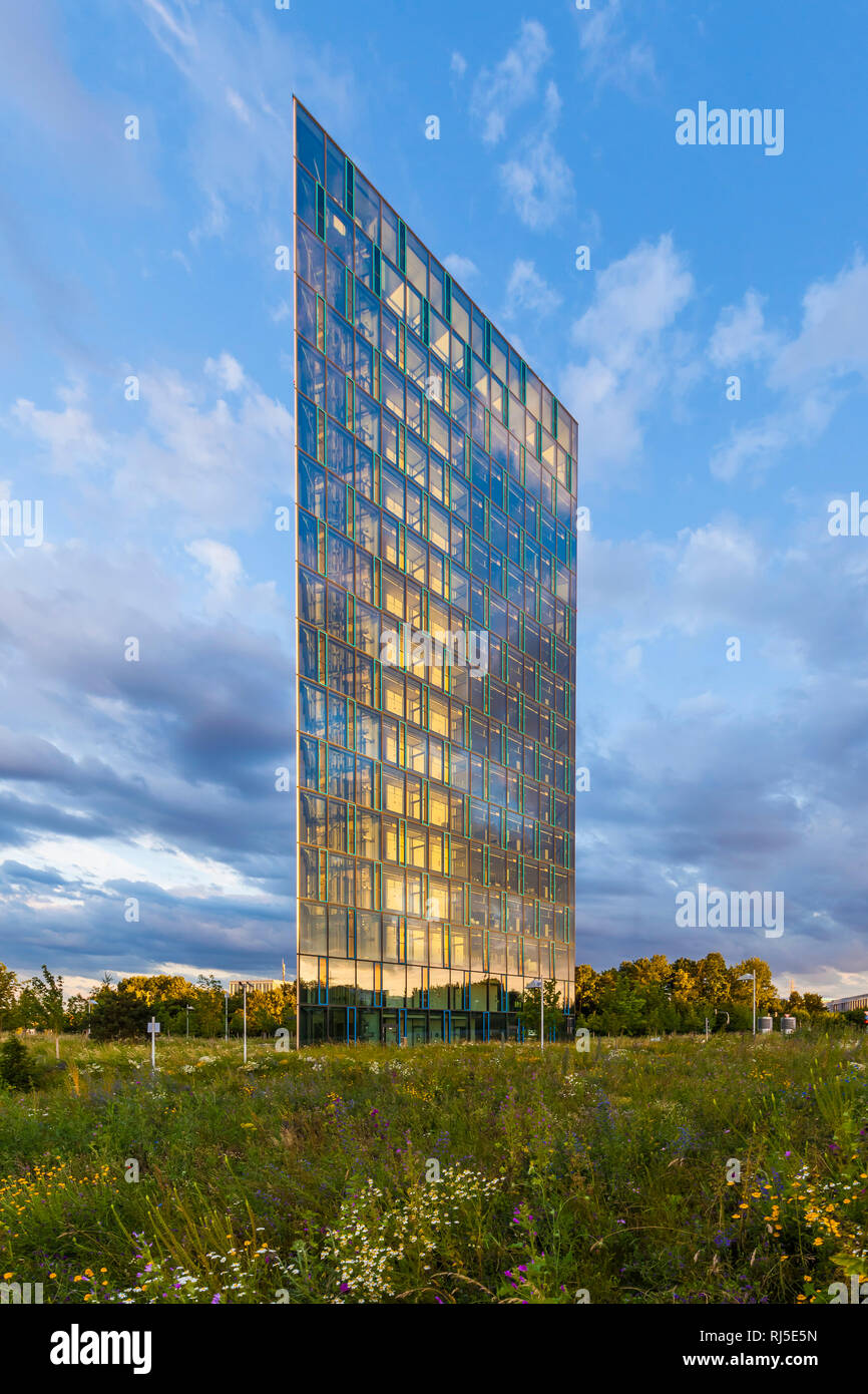Deutschland, Baden-Württemberg, Esslingen, Festo AG, Hochhaus, Bürogebäude, Glasfassade, moderne Architektur Stock Photo