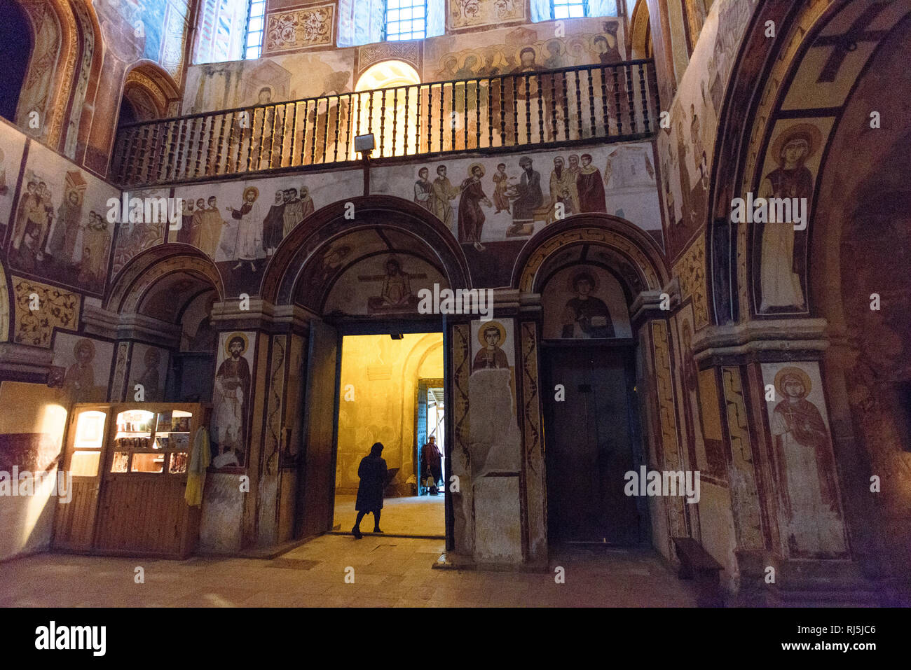 In der Kirche des Gelati Klosters bei Kutaissi. Roadtrip durch Georgien im Oktober 2016. Stock Photo