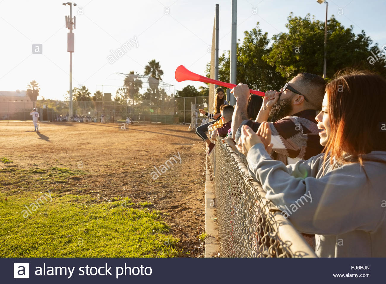 Standing fan hires stock photography and images Alamy