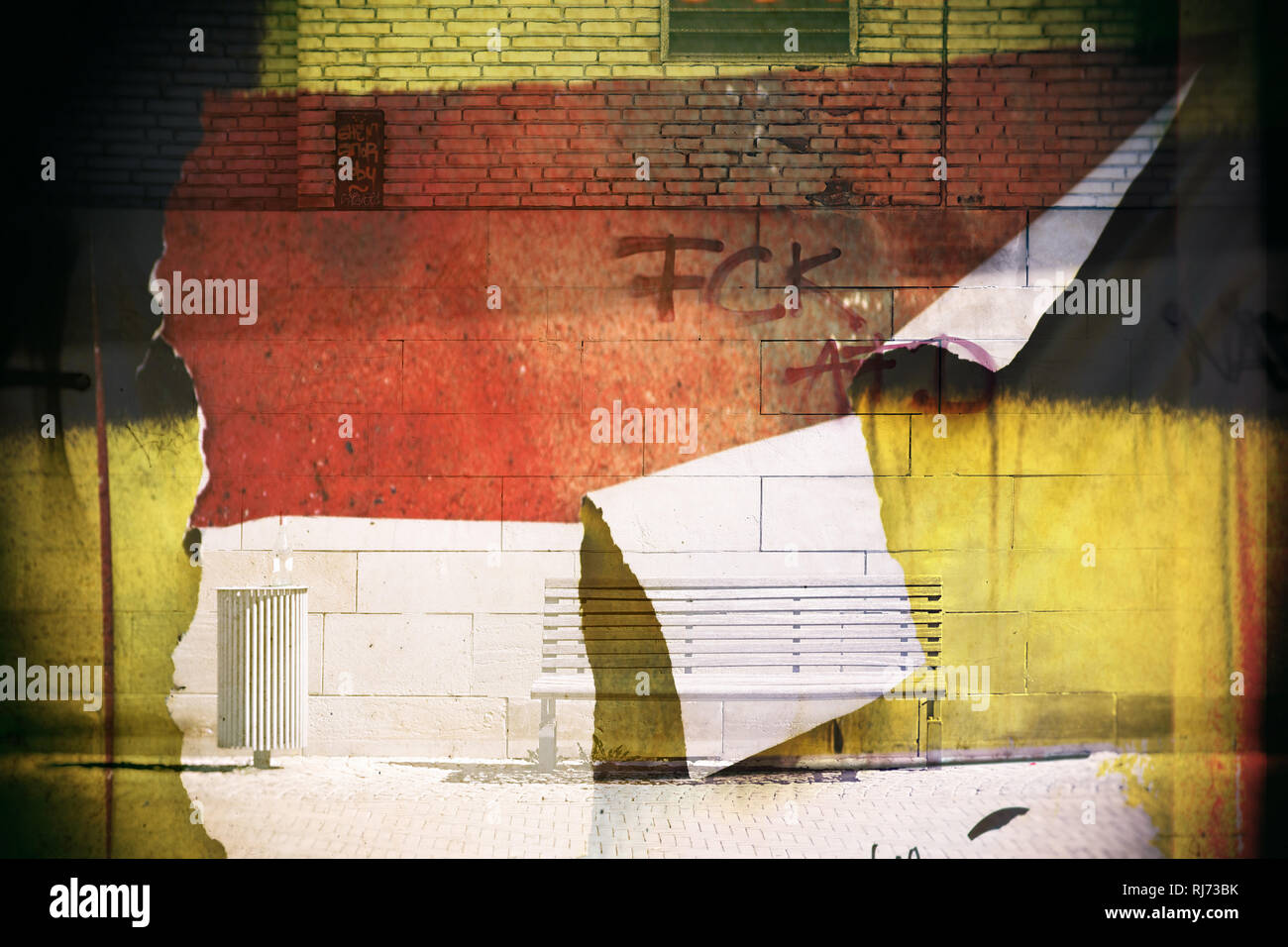Abstrakte Montage einer Parkbank vor einer mit politischen Slogans bekritzelten Wand mit abgerissenen Papierfetzen, Stock Photo