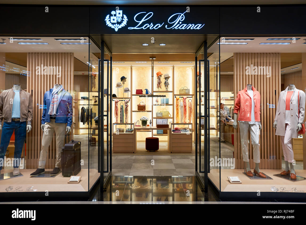 Loro Piana opens its first boutique in Kuwait in Avenues Mall - 3oud