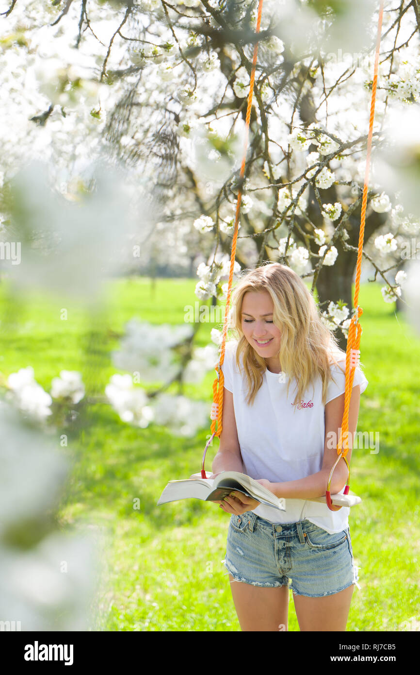 Frau blonde haare hi-res stock photography and images - Alamy