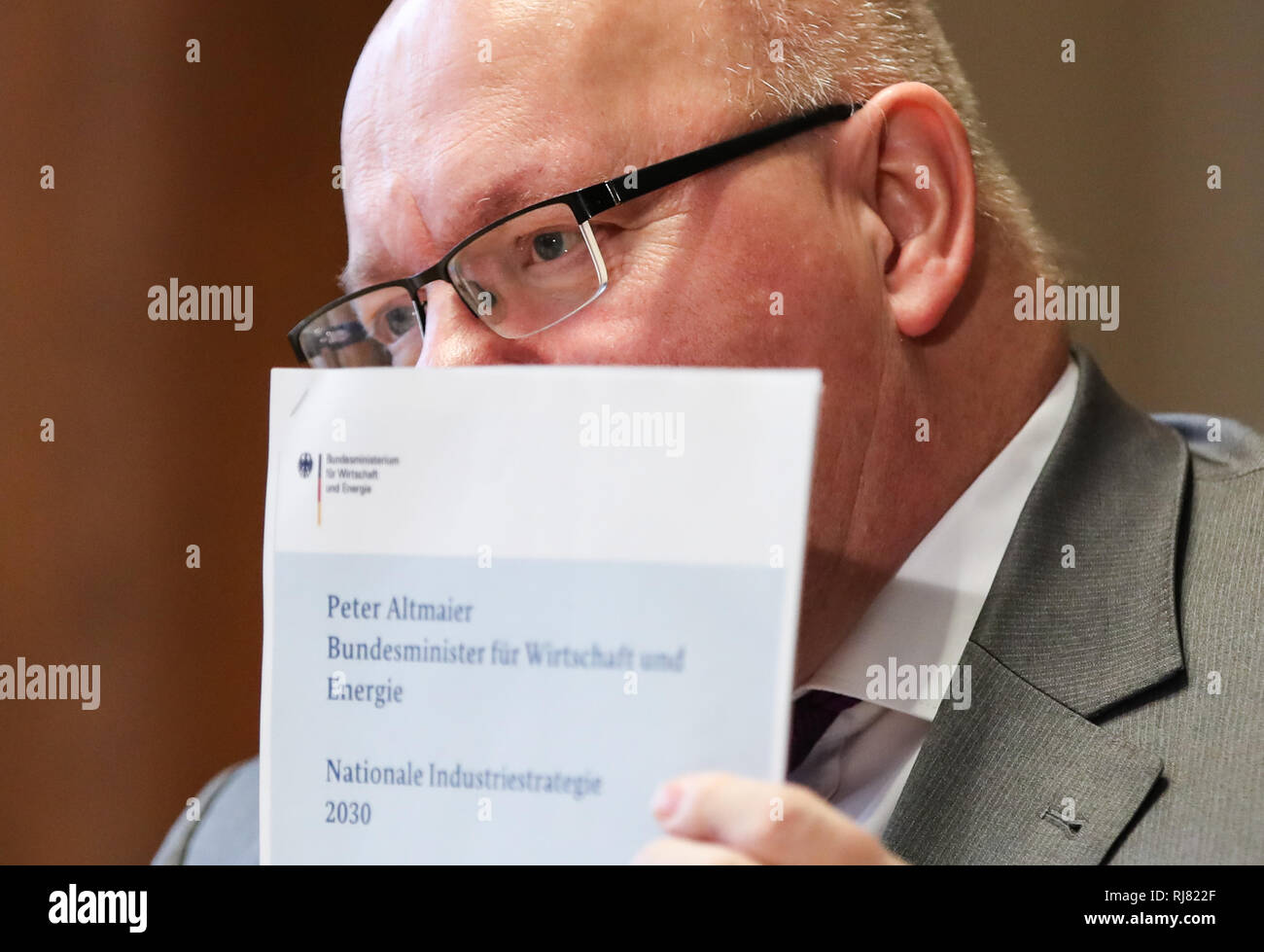 Berlin, Germany. 5th Feb, 2019. German Economy Minister Peter Altmaier speaks during a press conference to present the 'National Industry Strategy 2030' in Berlin, capital of Germany, on Feb. 5, 2019. Credit: Shan Yuqi/Xinhua/Alamy Live News Stock Photo
