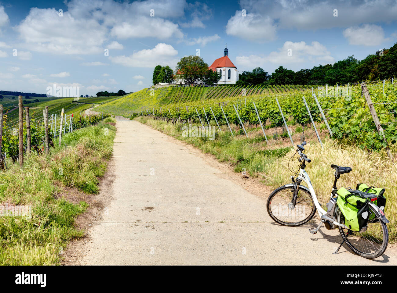 Vogelsburg, Kloster, Hotel, Restaurant, Ausflugsstätte, Volkach, an der Mainschleife, Franken, Escherndorf, Bayern, Deutschland, Europa, Stock Photo