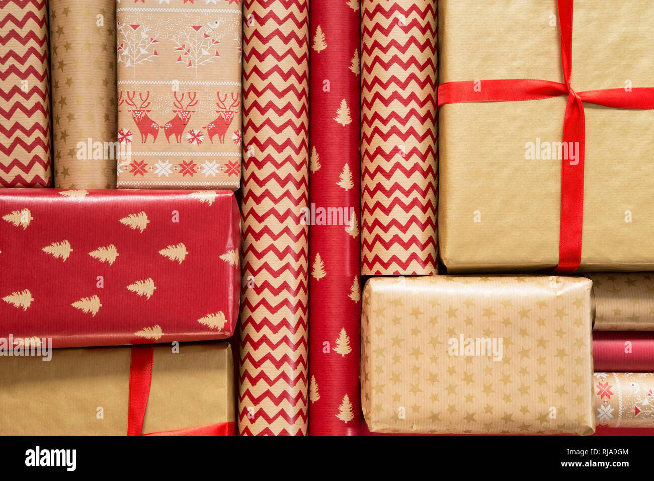 Decorative wrapping papers and presents Stock Photo Alamy