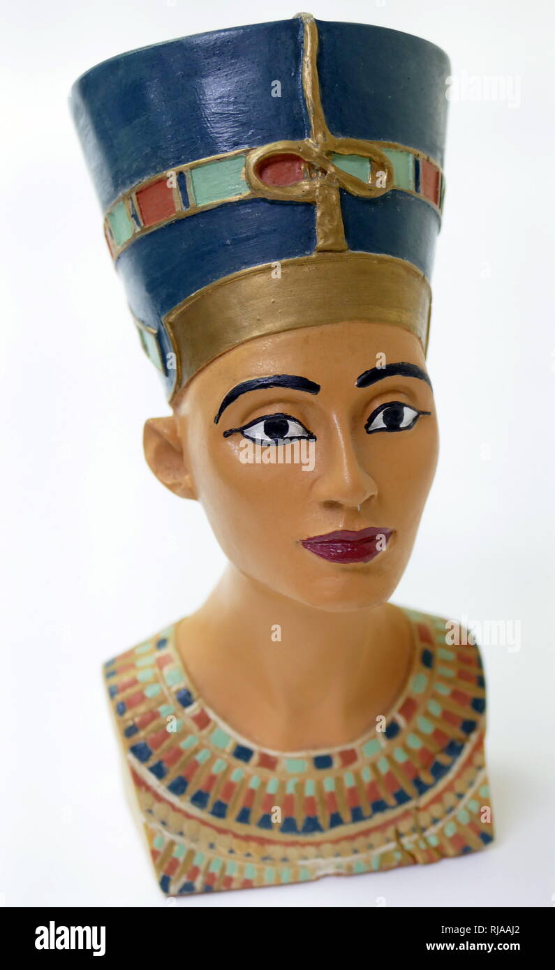 Replica bust of Nefertiti (1370 – 1330 