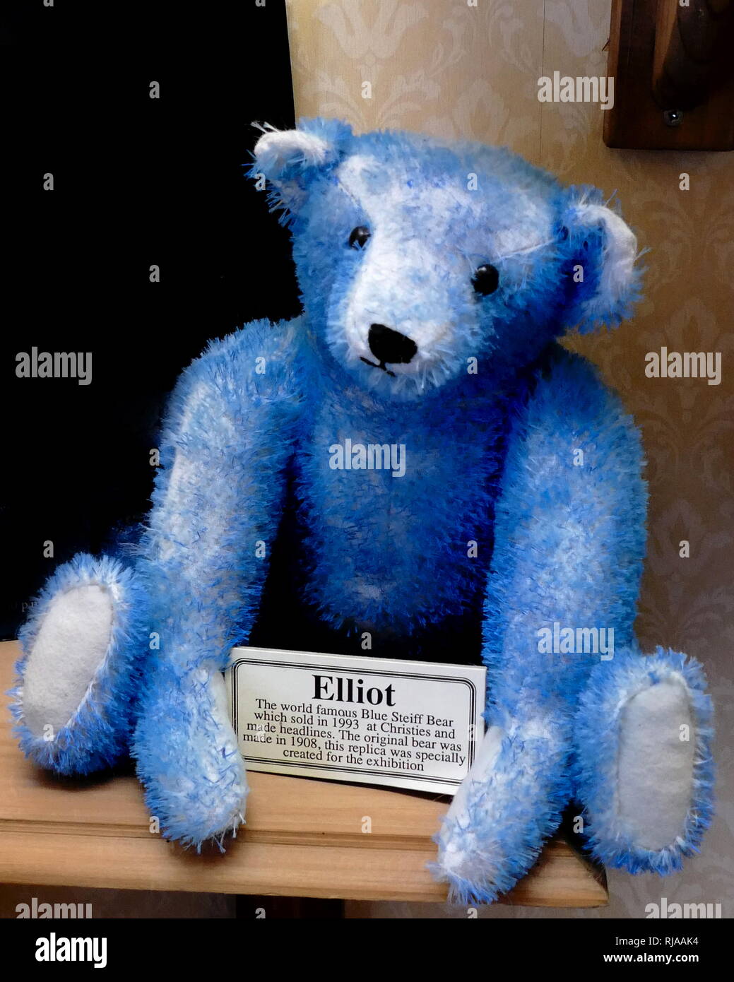 steiff blue bear