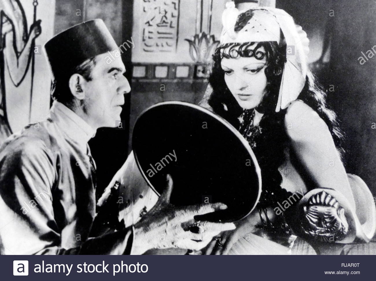 Boris Karloff Mummy Stock Photos & Boris Karloff Mummy Stock Images - Alamy