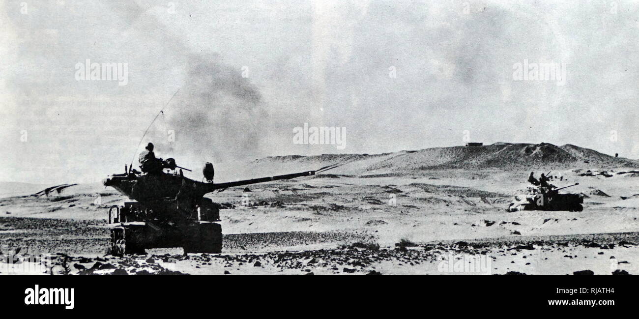 Israeli tanks cross the Sinai towards the Sez Canal and Egypt,, during the 1967, Six Day War Stock Photo