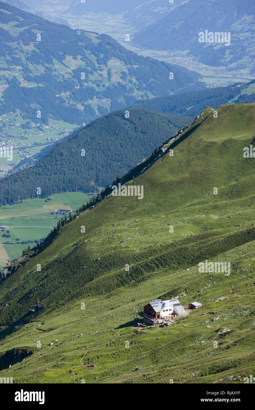 Blick auf Edelhütte, Zillertaler Alpen, Tirol, Österreich. Stock Photo