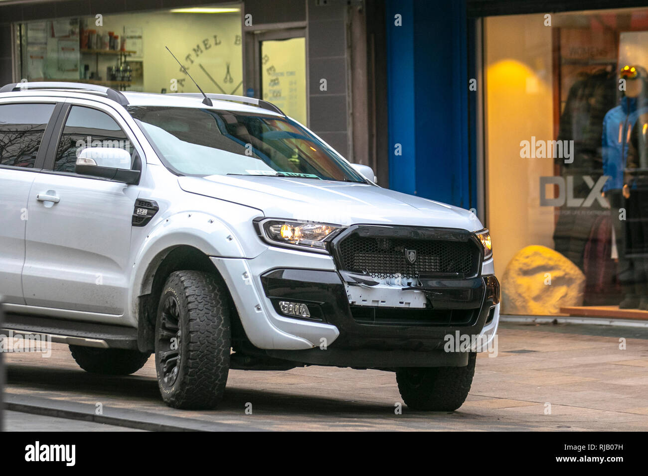 Damaged Ford Ranger Wildtrak 4x4 DCB T with impact damage, & missing number plate in Preston, UK Stock Photo