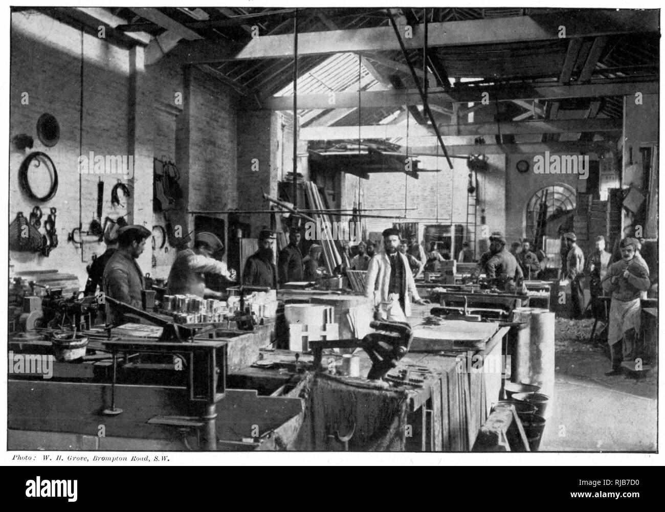 Mechanical shop in Wormwood Scrubbs Prison 1895 Stock Photo