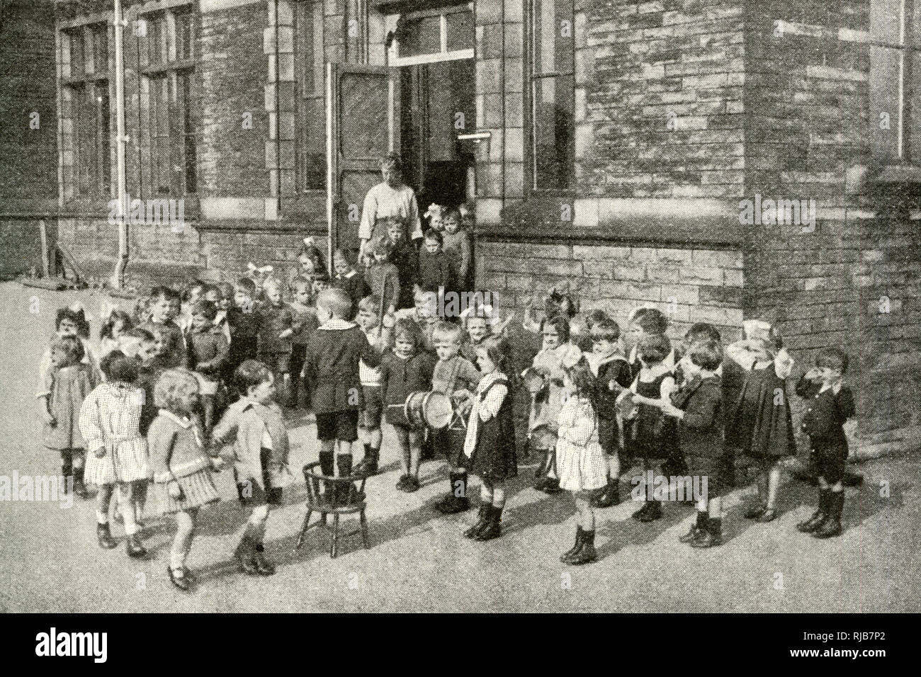 Children at a London County Council infants school Stock Photo
