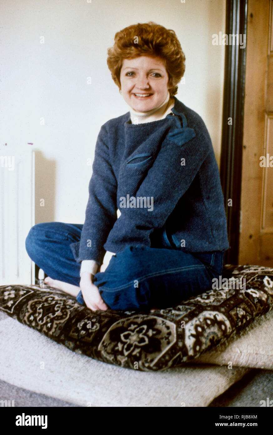 Julia Kathleen Nancy Mckenzie Cbe 1941 English Actress Singer Presenter And Theatre Director Best Known For Her Role In The Sitcom Fresh Fields And For Her Television Portrayal Of Agatha Christie S