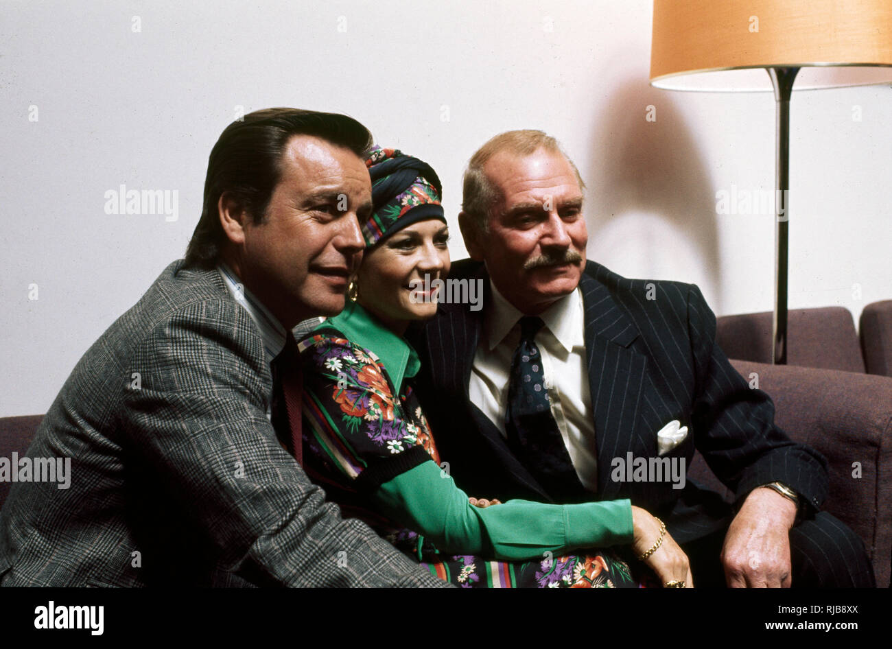 Sir Lawrence Olivier with Natalie Wood and Robert Wagner Stock Photo