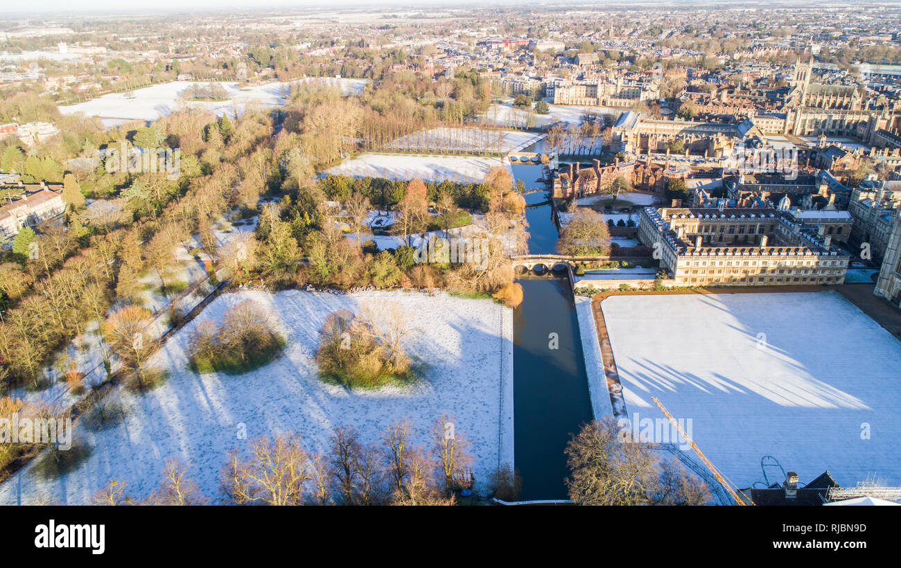 King's College Cambridge in the snow Stock Photo Alamy