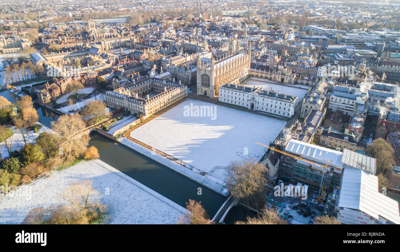 King's College Cambridge in the snow Stock Photo Alamy