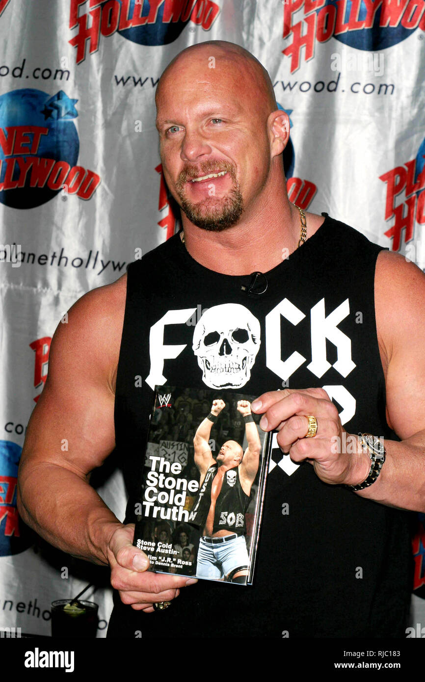 Steve austin hi-res stock photography and images - Alamy