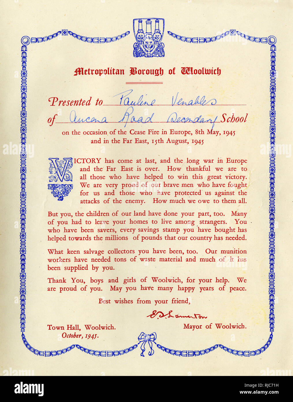 Secondary school certificate 1940s hi-res stock photography and images ...