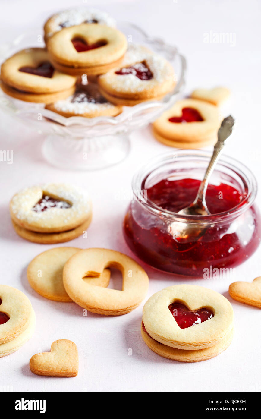 Traditional Linzer cookies with strawberry jam Stock Photo Alamy