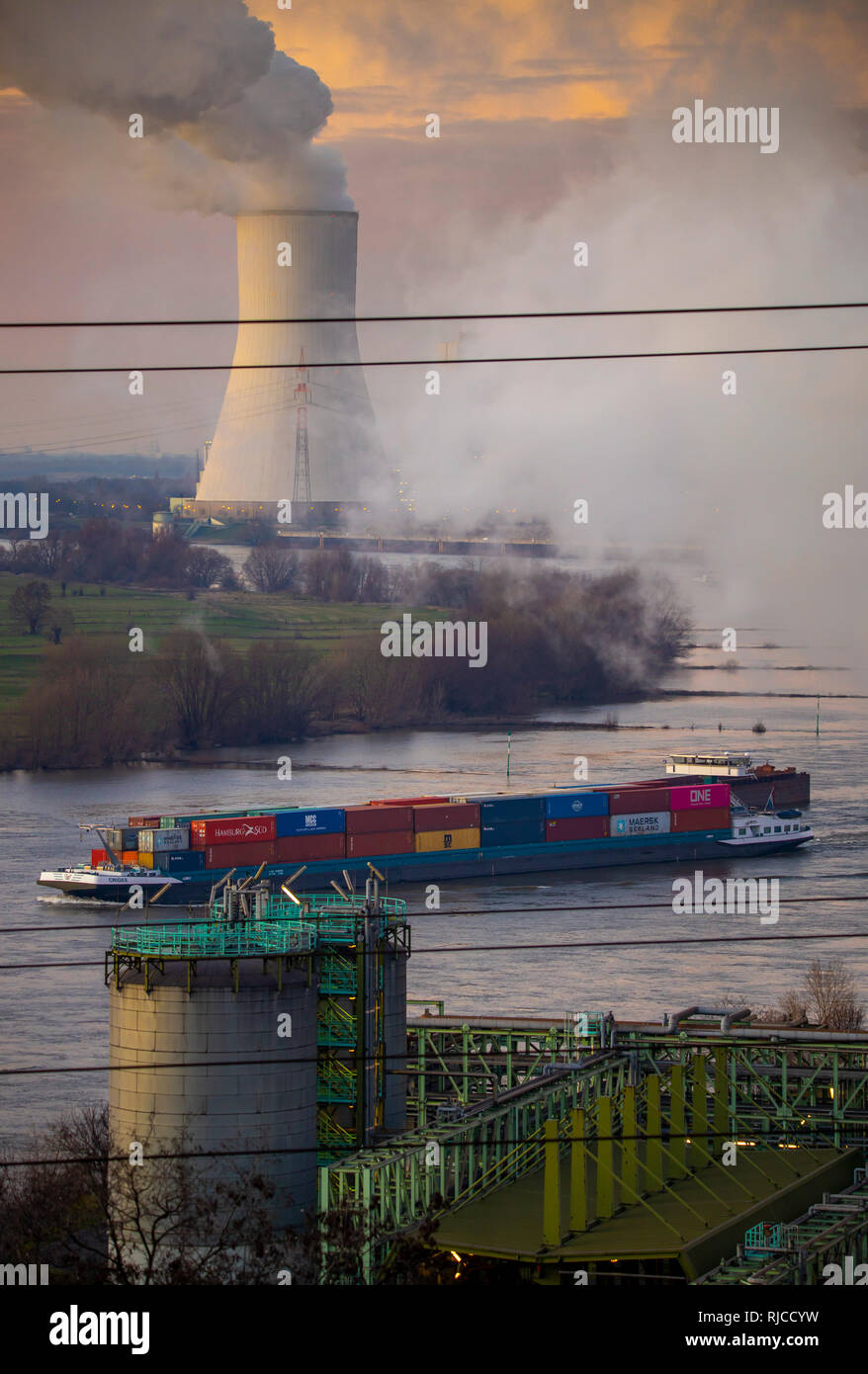 Steel location Duisburg Hamborn, coking plant Schwelgern ThyssenKrupp Steel, right blast furnaces, rear left, cooling tower of the coal power plant Du Stock Photo