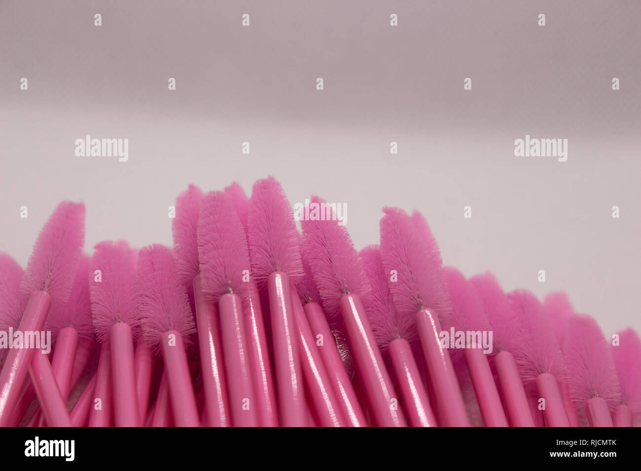 Materials for eyelash extension. Brushes, accessories for eyelash