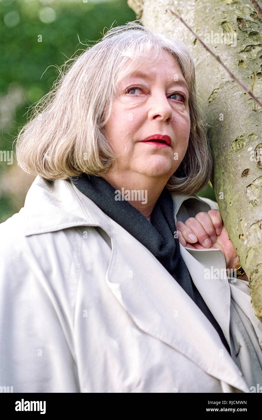 Judy cornwell hi res stock photography and images Alamy