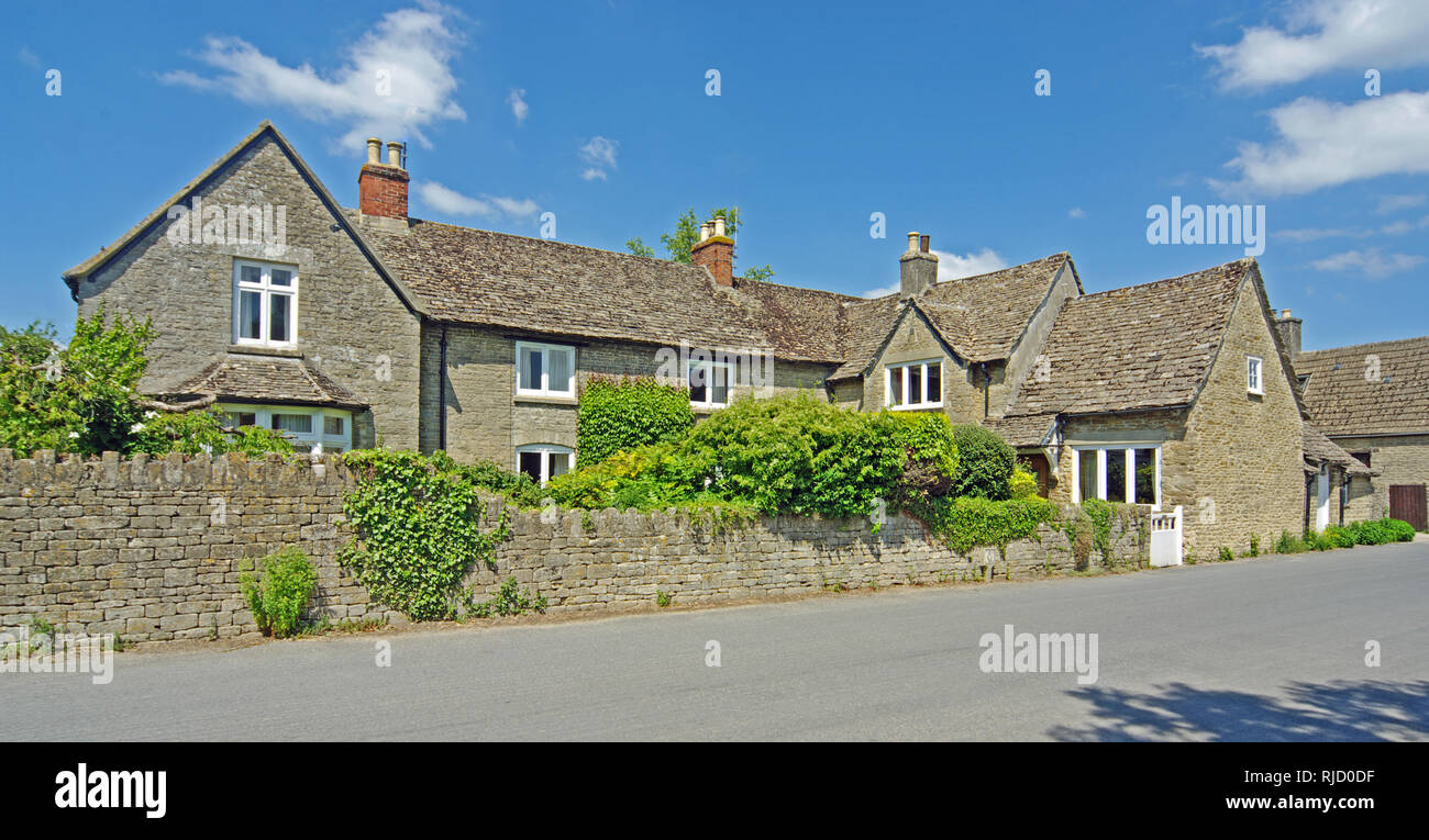 Cottage, Ashton Keynes, Wiltshire Stock Photo Alamy