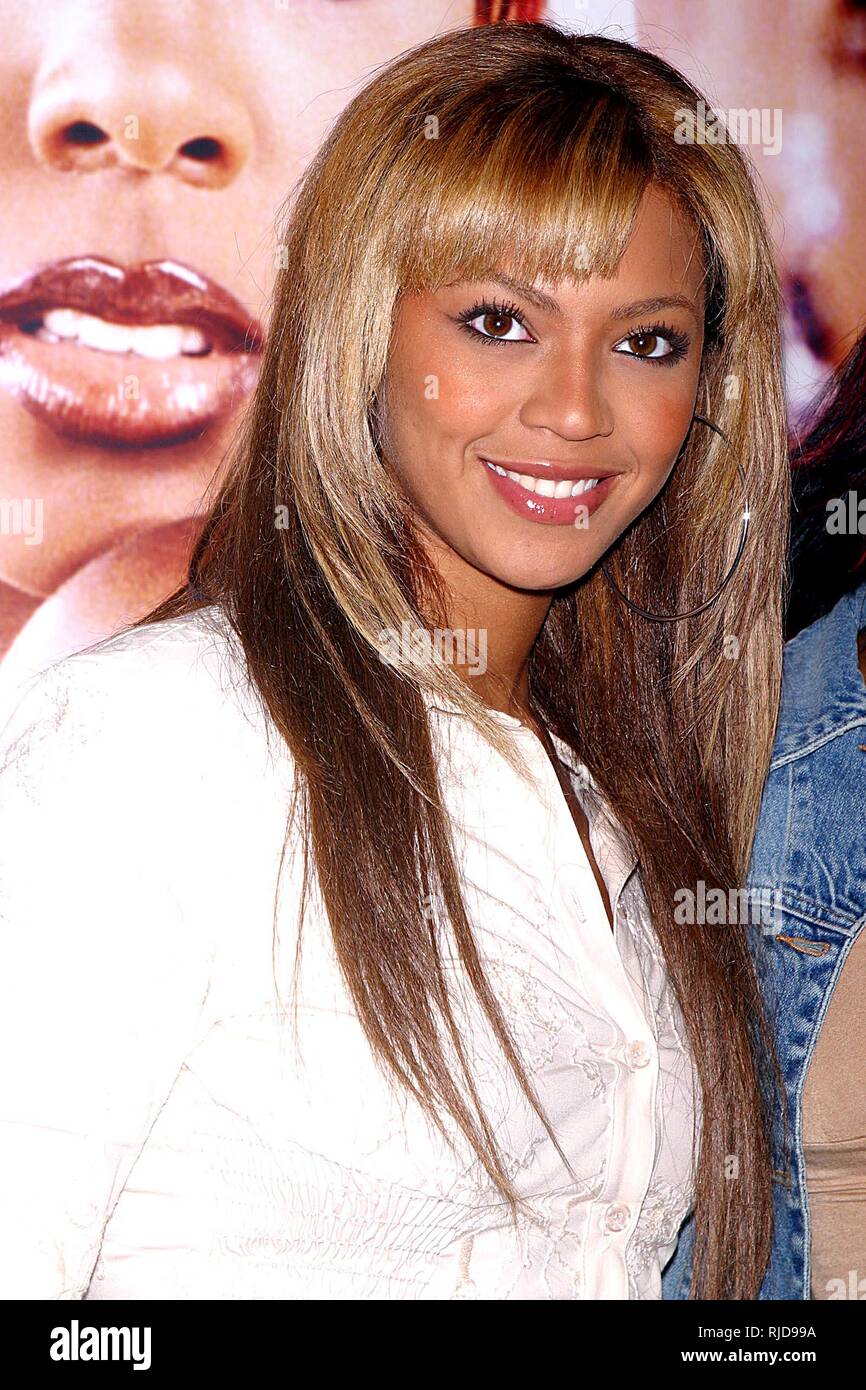 Beyonce beauty red carpet blond hair hi-res stock photography and images -  Alamy