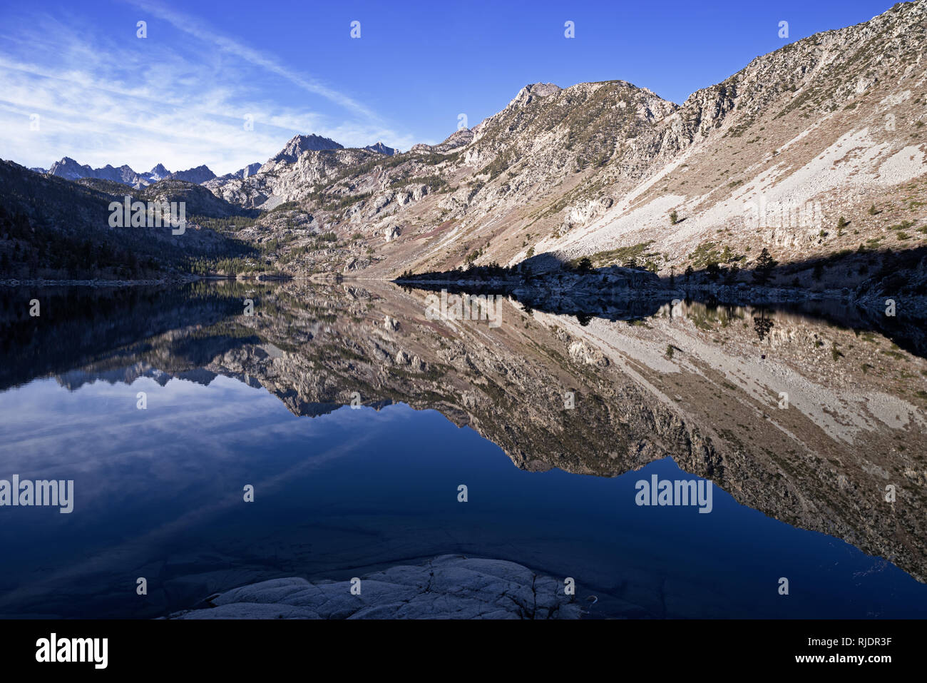 reflection of Sierra Nevada Mountains in Lake Sabrina near Bishop ...