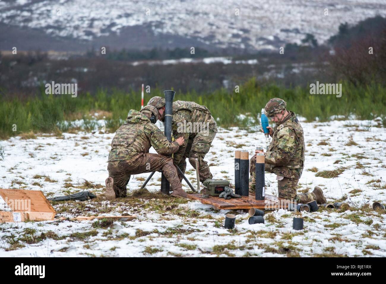 M252a1 81mm mortar hi-res stock photography and images - Alamy