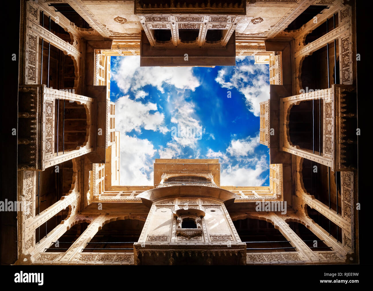 Rajasthan fort window hi-res stock photography and images - Alamy