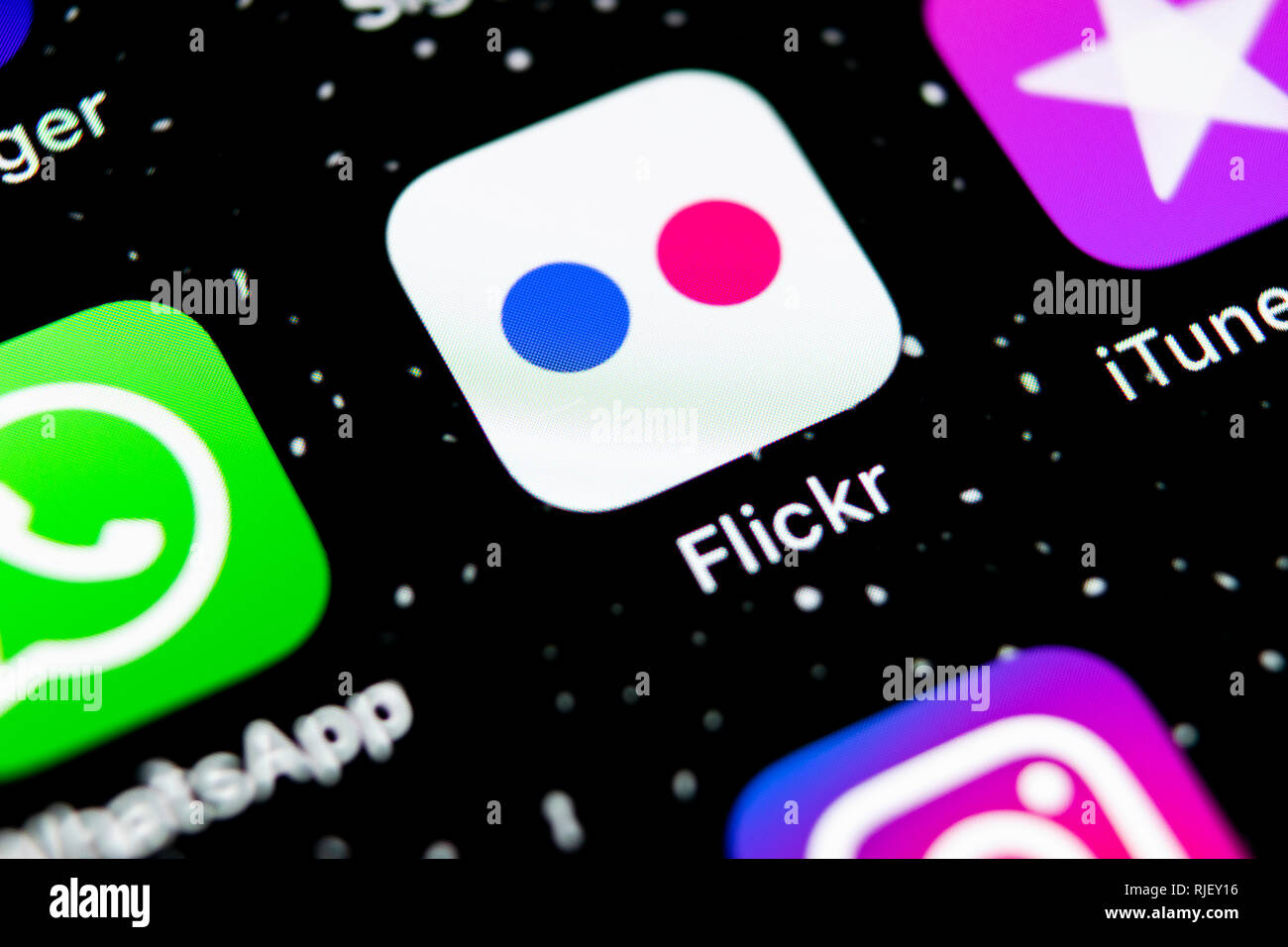 Flickr application hi-res stock photography and images - Alamy