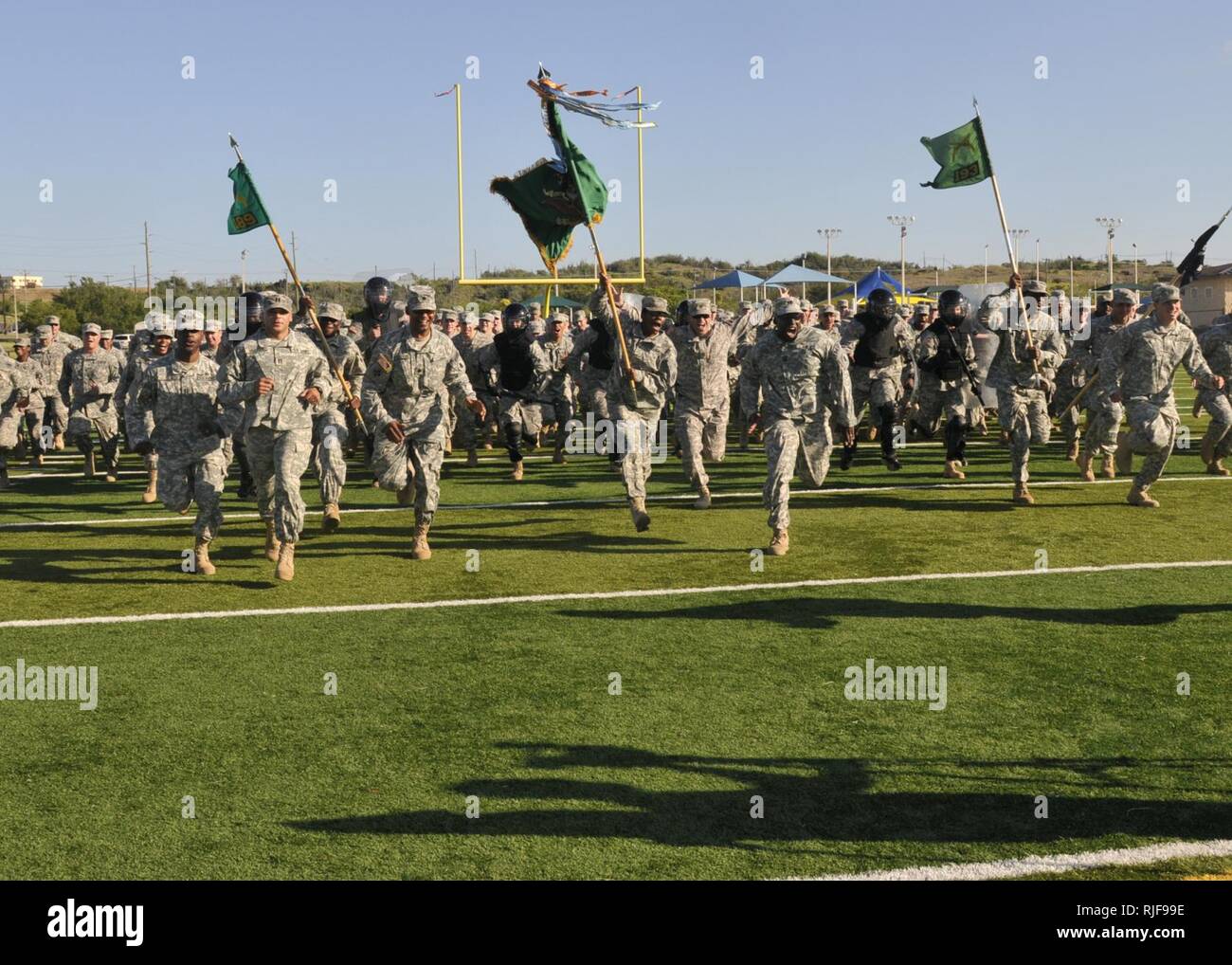 Cbs army navy game hi-res stock photography and images - Alamy