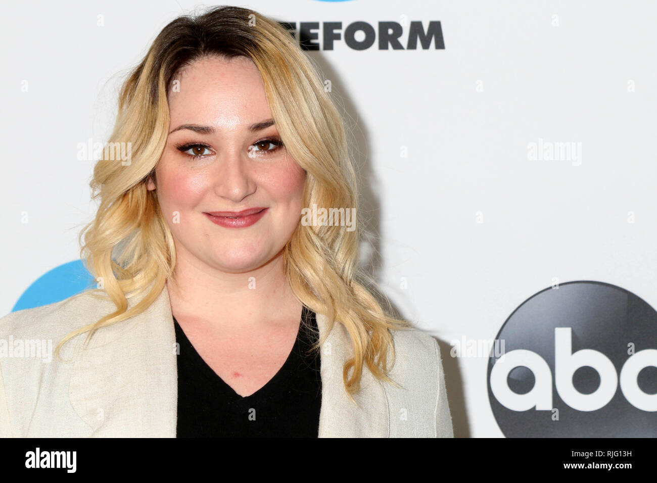 LOS ANGELES - FEB 5: Emma Hunton at the Disney ABC Television Winter