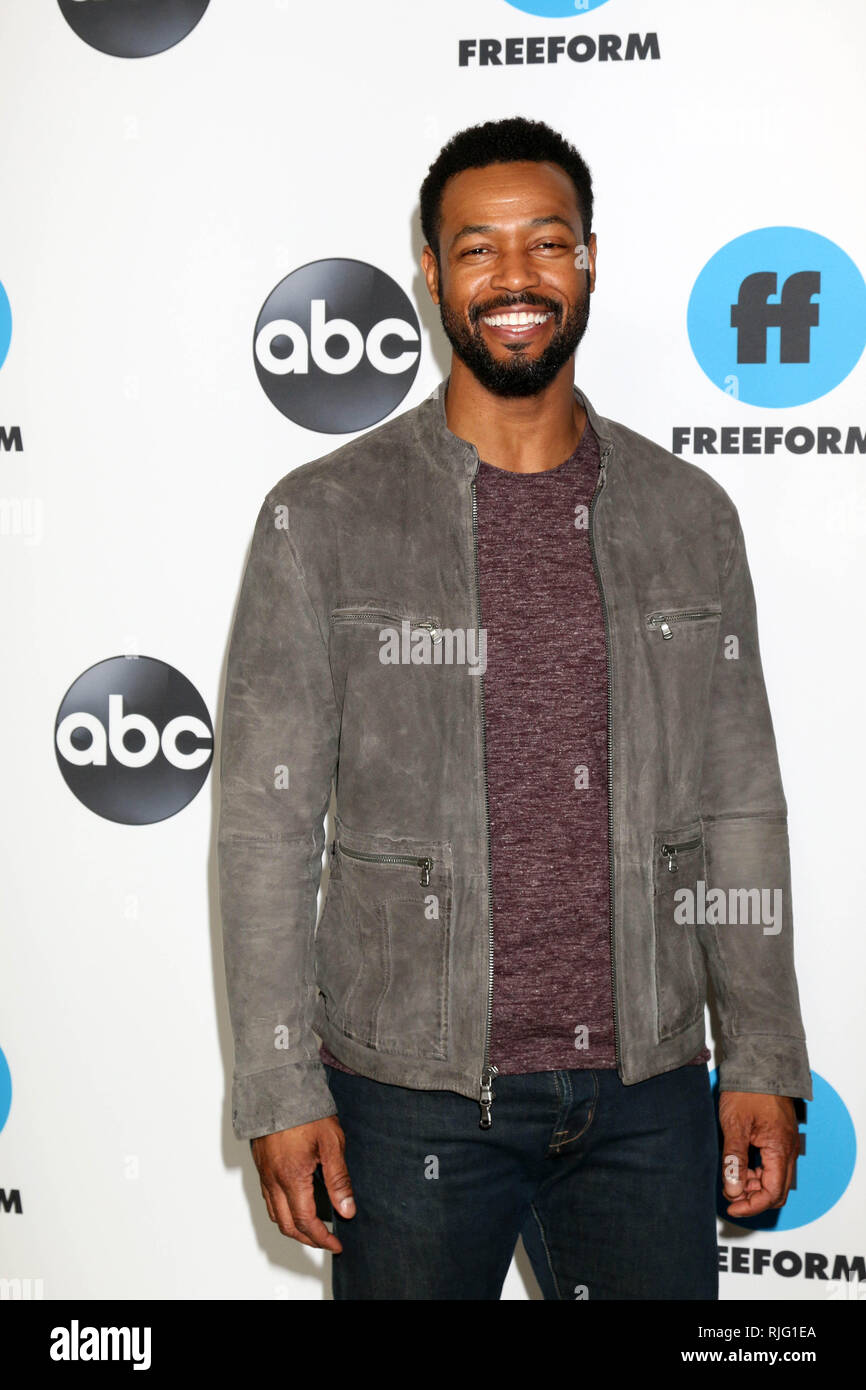 Isaiah Mustafa High Resolution Stock Photography And Images Alamy