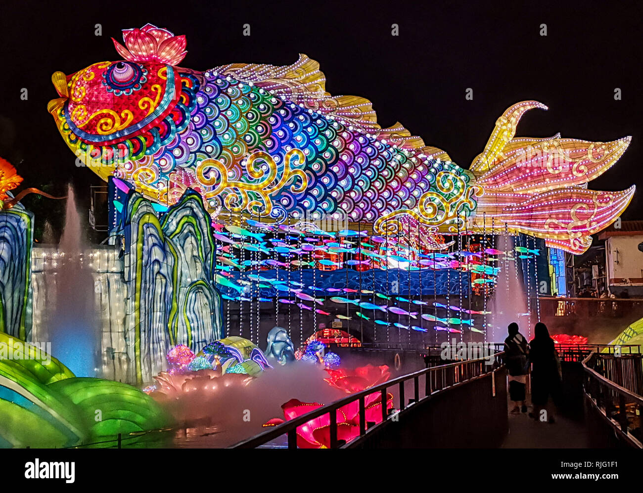 Zigong, China's Sichuan Province. 5th Feb, 2019. Tourists view a giant lantern  group during a lantern fair held in Zigong, southwest China's Sichuan  Province, Feb. 5, 2019. Over 130 lantern groups were