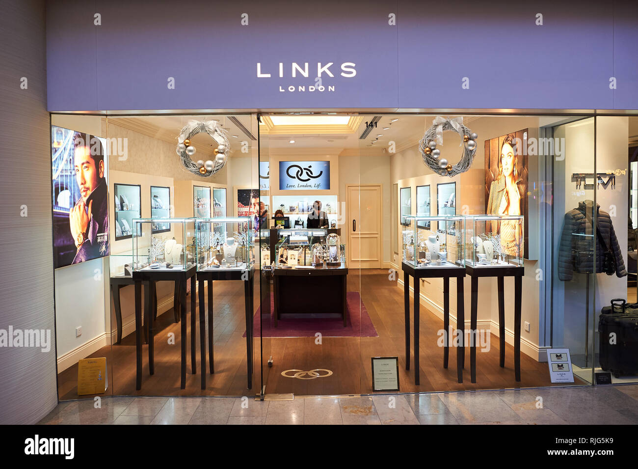 HONG KONG DECEMBER 25, 2015 Links of London store in Hong Kong