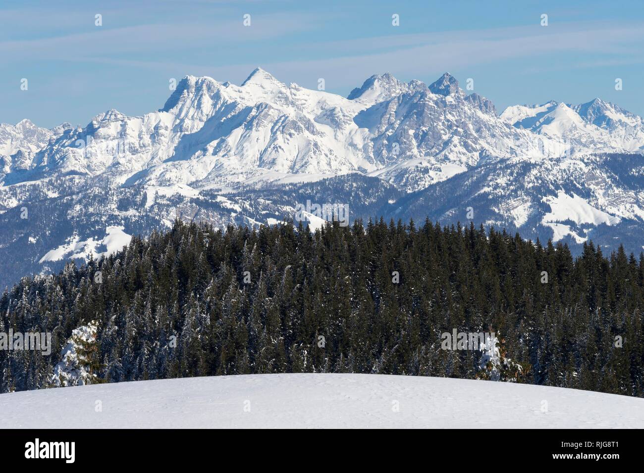 View from the skiing area Wilder Kaiser Brixental to the Loferer Steinberge in winter, Tyrol Austria Stock Photo