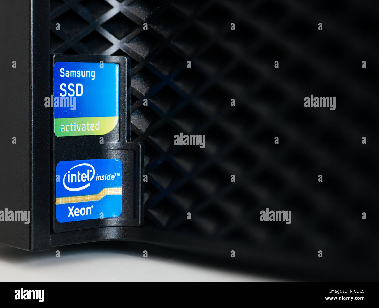 LONDON, UNITED KINGDOM - JUN 30, 2014: Intel inside and SSD Samsung  activated stickers on the front of powerful Dell Precision workstation  Stock Photo - Alamy