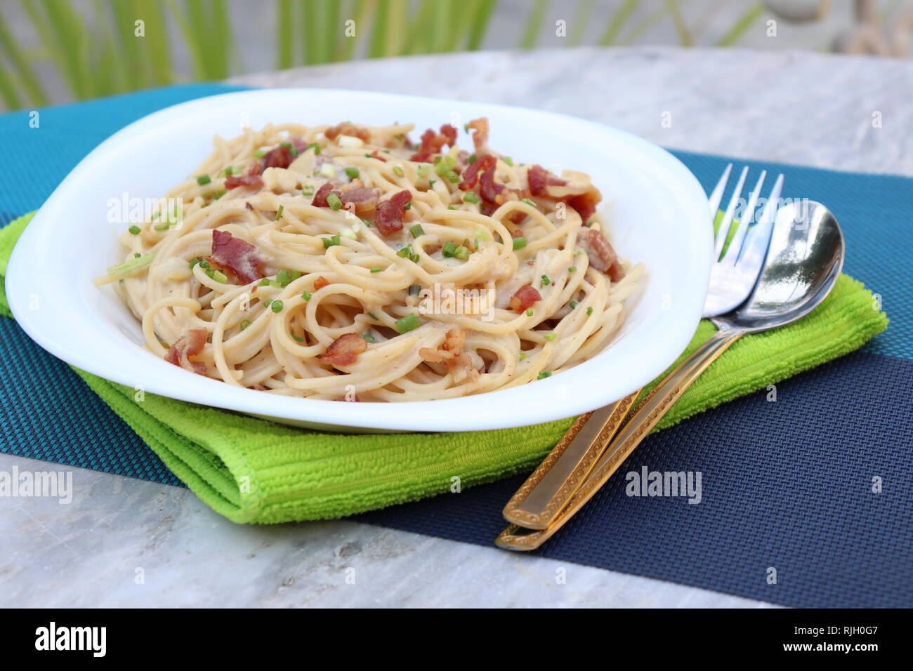 Spaghetti Carbonara with Bacon Stock Photo Alamy