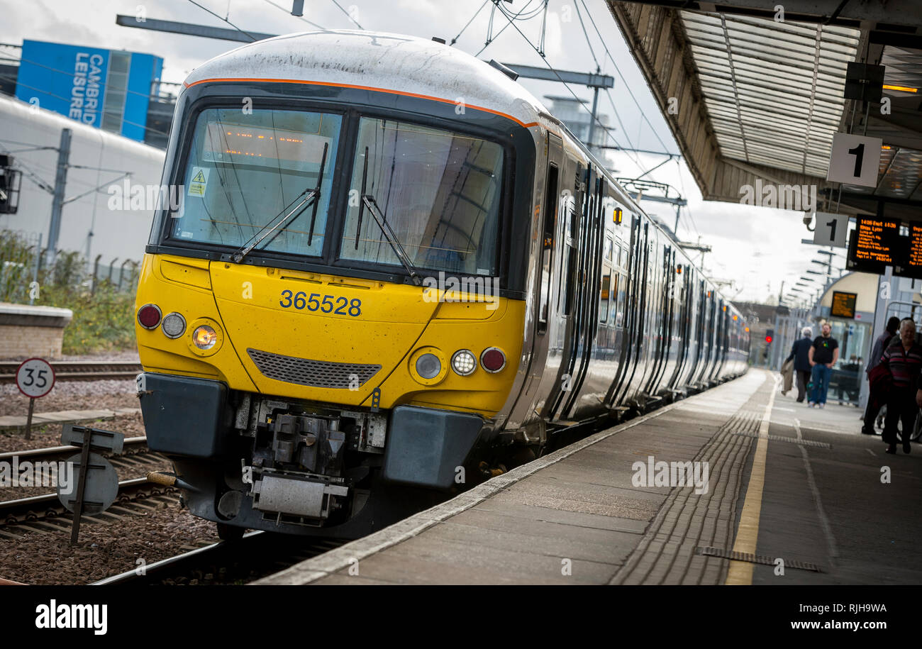 Dual voltage electric train hires stock photography and images Alamy