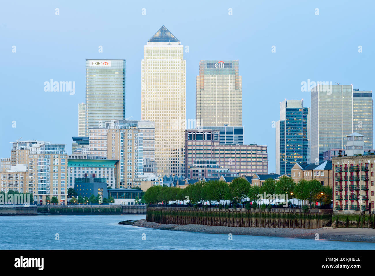 Canary Wharf skyline at Twilight Stock Photo - Alamy