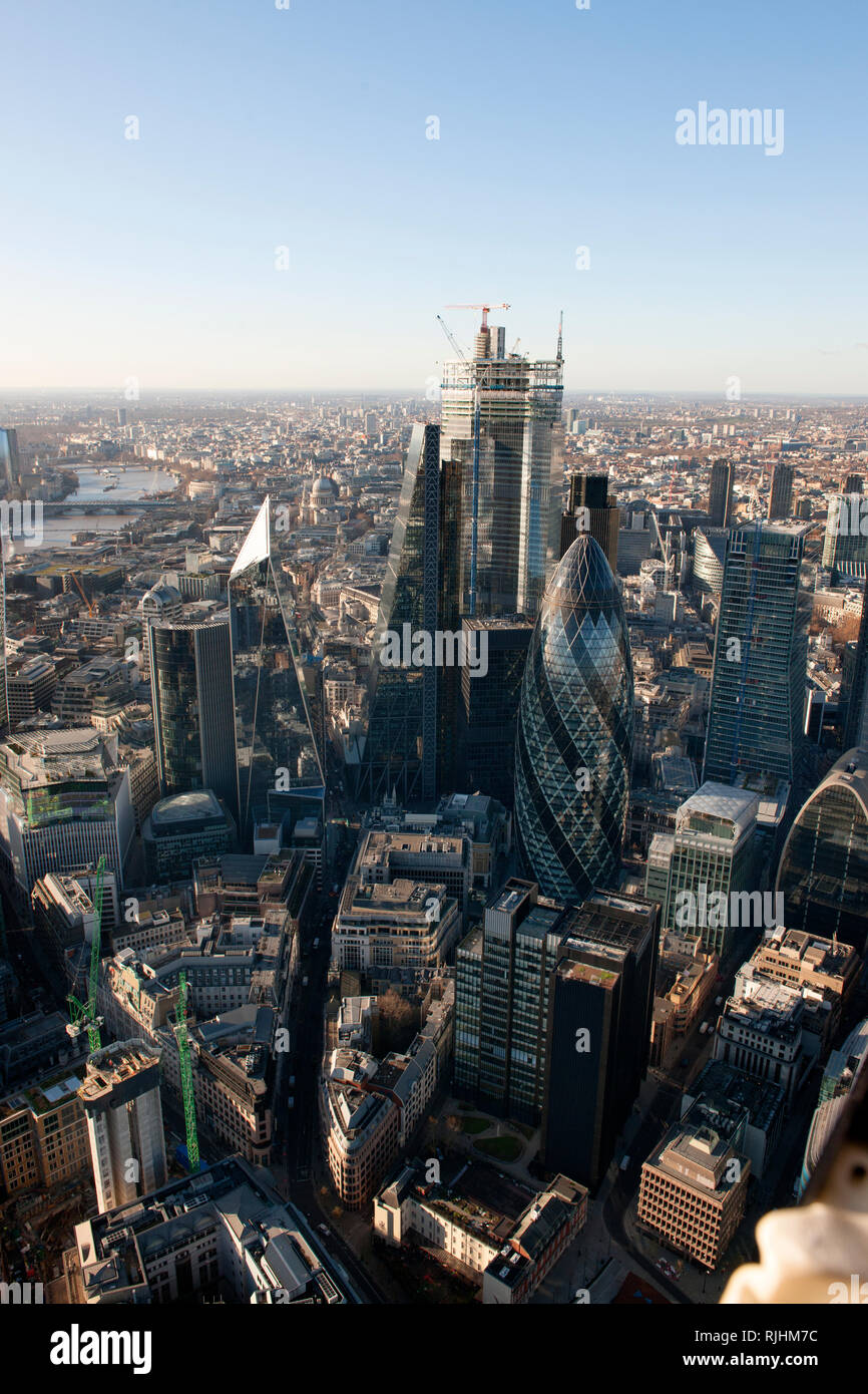 Aerial photograph city of london hi-res stock photography and images ...