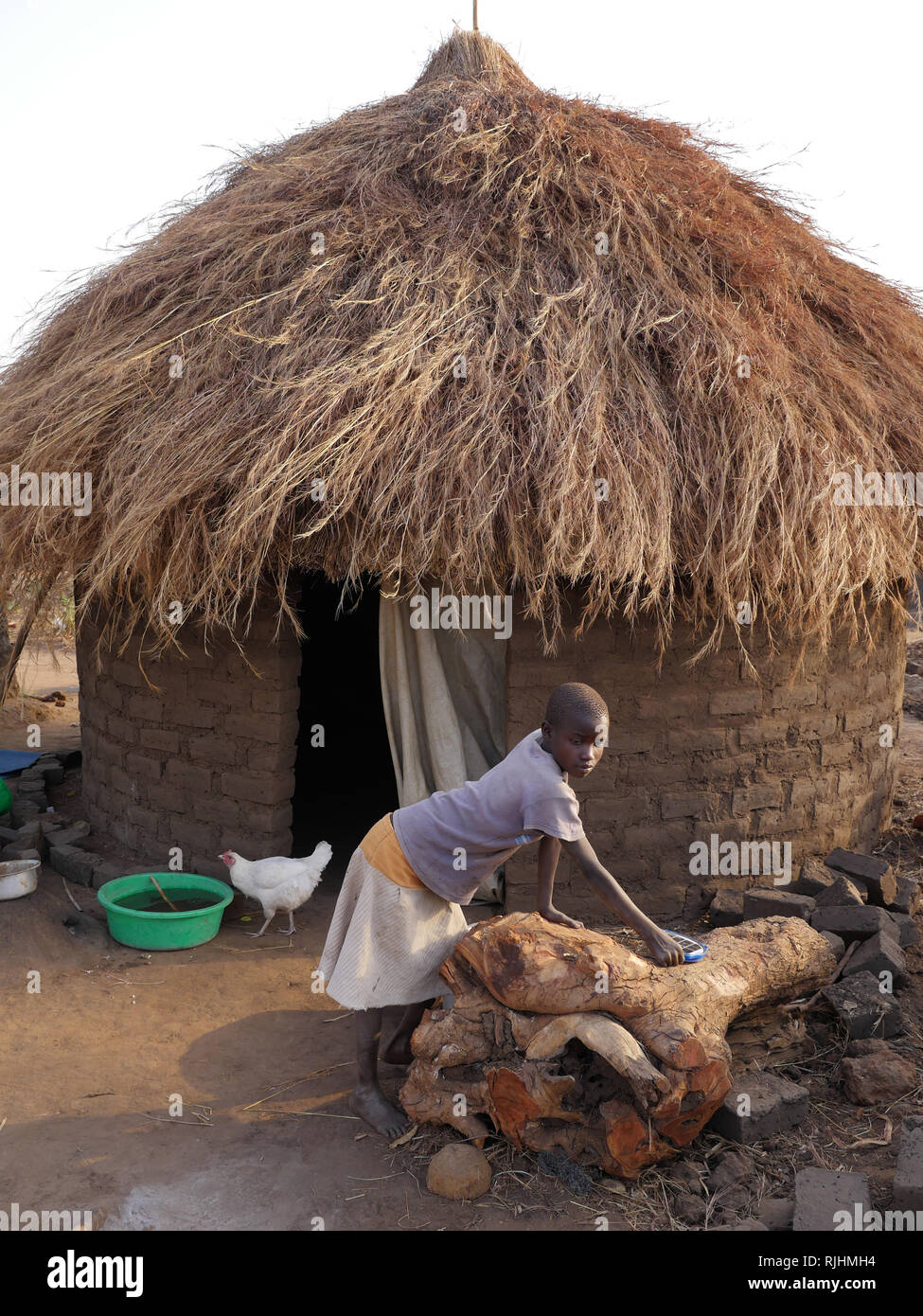UGANDA - Palabek refugee settlement.  Daily scenes of refugees. Stock Photo