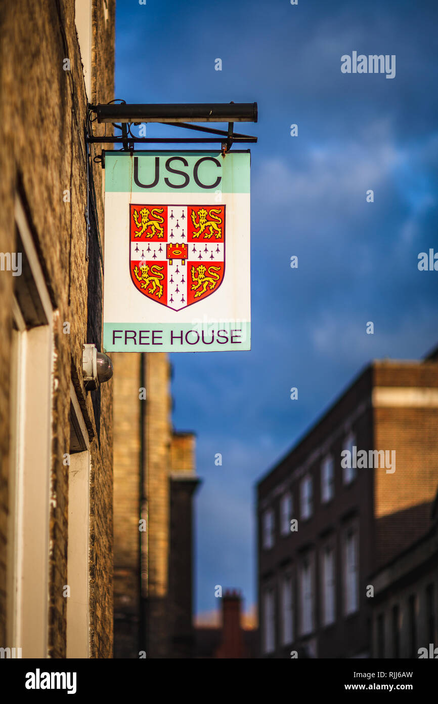 Cambridge University Social Club - Sign outside the Cambridge USC Stock Photo