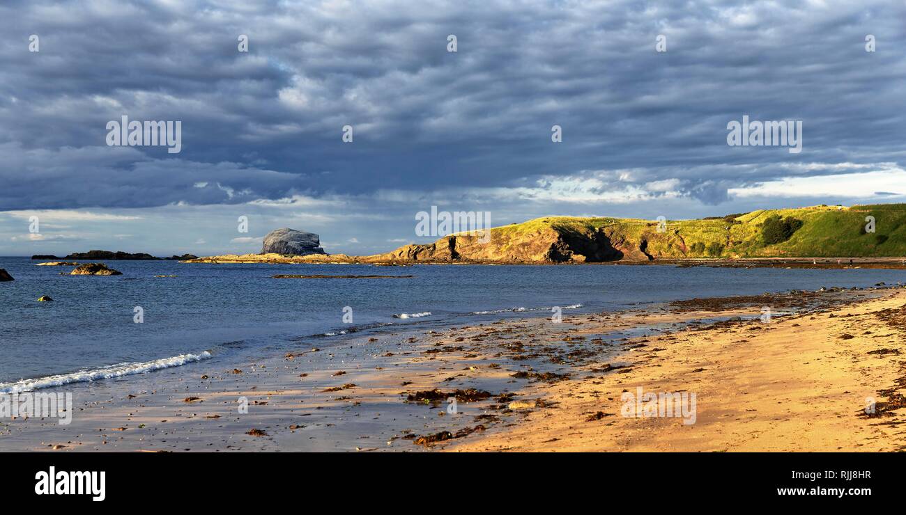 Natural coast on Firth of Forth, North Berwick, East Lothian, Scotland ...
