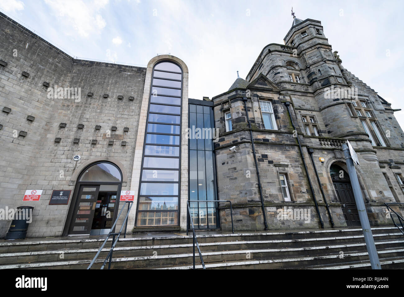 Exterior view of Kirkcaldy Sheriff Court in Kirkcaldy, Fife, Scotland