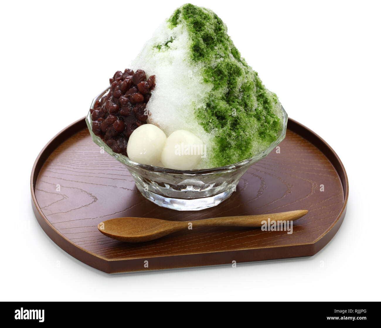 ujikintoki kakigori, japanese shaved ice with matcha green tea syrup