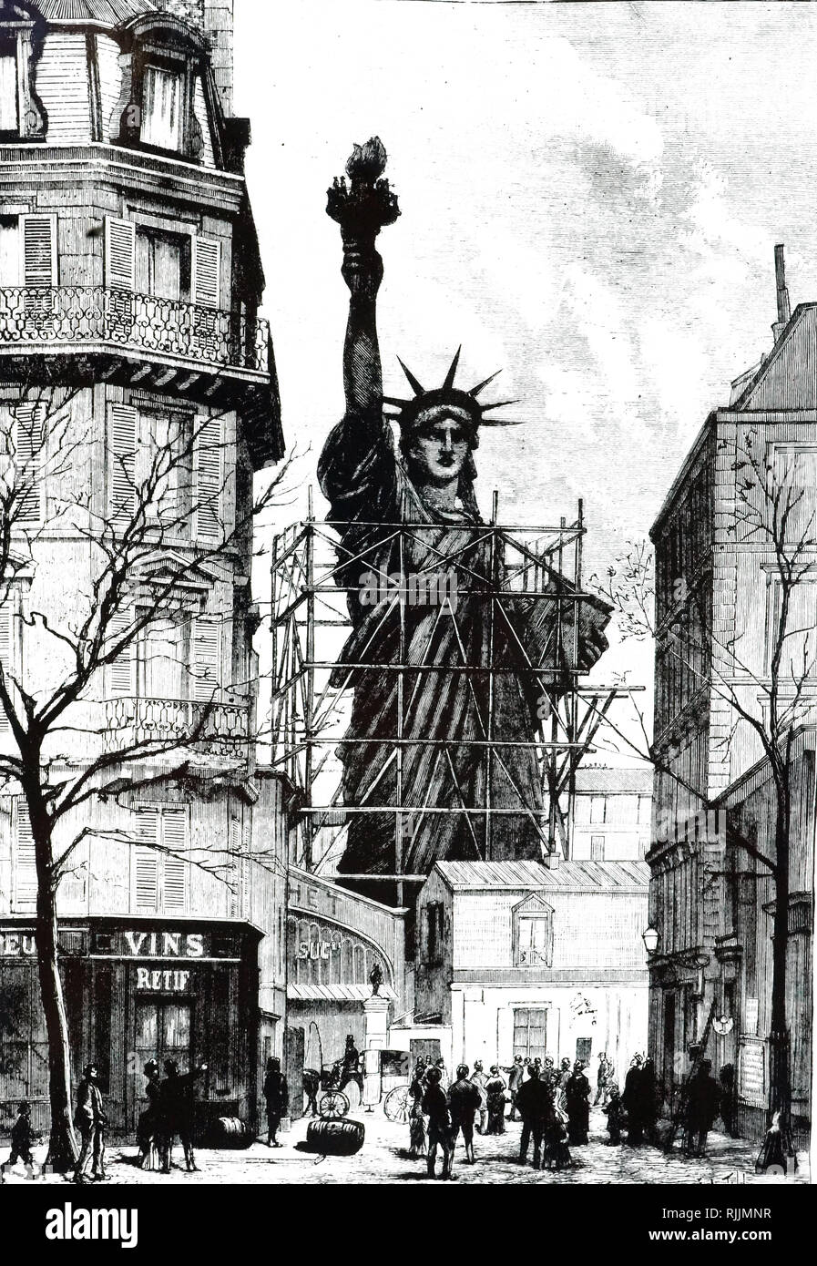 An engraving depicting the construction of the Statue Of Liberty France, designed by French sculptor Frederic Auguste Bartholdi and built by Gustave Eiffel. The statue was dedicated to America on October 28, 1886. Dated 19th century Stock Photo